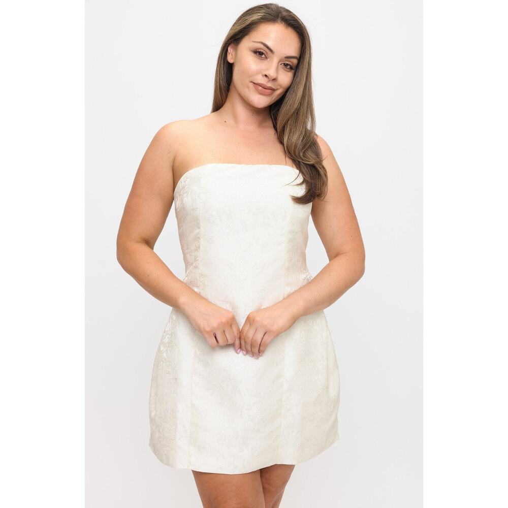 Ivory Muse Strapless Lace-Up Mini Dress – Plus Size Party Dress